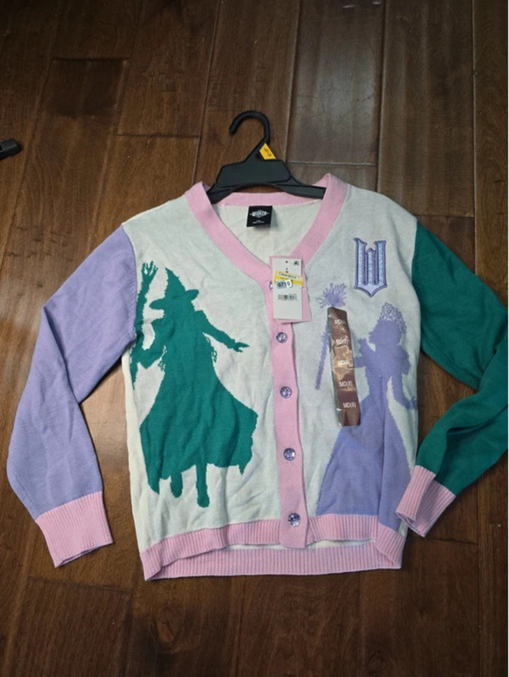 Size 8 brand new, wicked cardigan, item 710G3